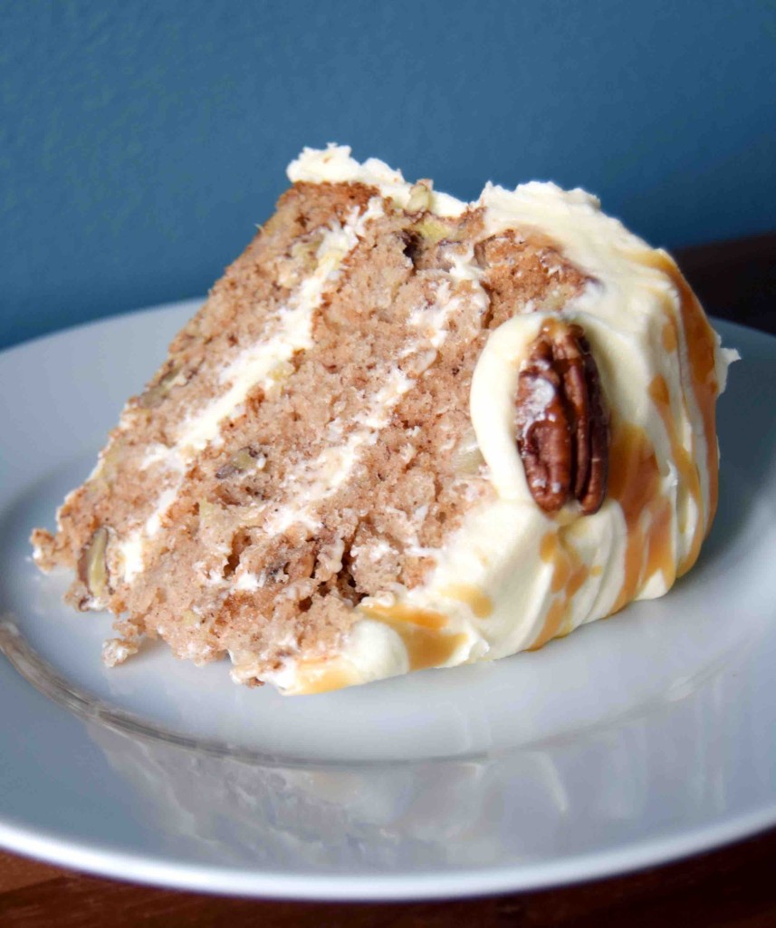 Hummingbird cake with cream cheese frosting - recipe 