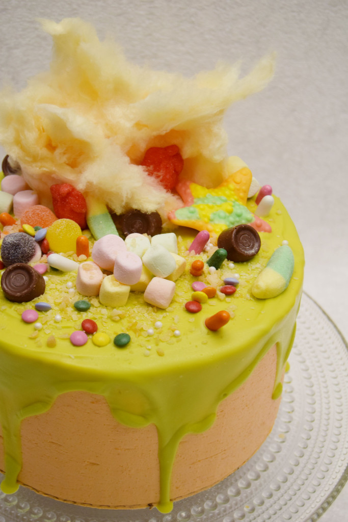 Candyland - Vanilla Cake With Milka Chocolate & Orange Flavored Buttercream